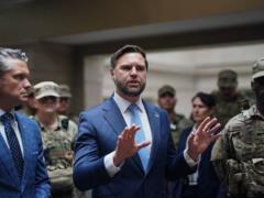 Венс ответил России по поводу гарантий для Украины