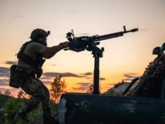 Украину за ночь атаковали более 100 дронов РФ
