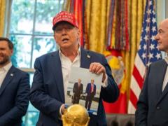 Трамп говорил с Путиным о ядерном разоружении