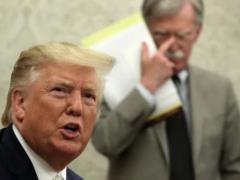 Болтон: стратегия Трампа в отношении Украины  непоследовательна 