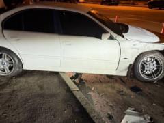 В Харькове 22-летний водитель BMW протаранил припаркованное авто, вылетел на тротуар и сбил женщину: пострадавшая скончалась в б