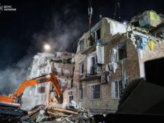В Киеве после ракетной атаки до сих пор неизвестна судьба восьми человек – Зеленский