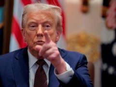Трамп подтвердил трехсторонние переговоры лидеров