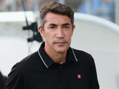 Benfiki coach Vosoko Ottsiviv Sudakov