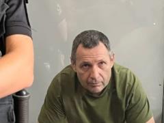  Ни с кем особо не общался : соседи рассказали о подозреваемом в убийстве Парубия.