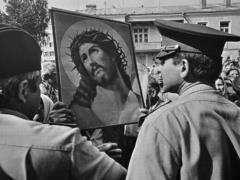 В Киеве открыли фотовыставку Александра Гляделова «И увидел я»