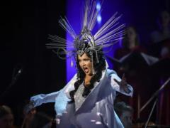 Пропутинская певица Анна Нетребко возвращается на сцену Королевской оперы в Лондоне