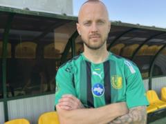 Khomchevsky Pidiliv representing another LIGI Ukrainian