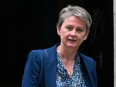 Новая глава МИД Великобритании первый звонок сделала в Украину