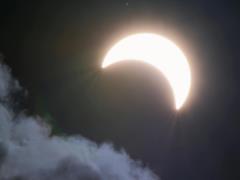 Лунное затмение 7 сентября: три знака зодиака пройдут через испытания