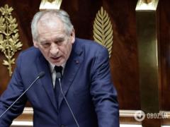 Премьер-министру Франции выразили вотум недоверия, Макрон назначит преемника  в ближайшие несколько дней : что происходит