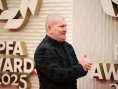 В возрасте 46 лет умер известный экс-чемпион мира по боксу Хаттон