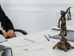 В Украине массово увольняют прокуроров с фейковой инвалидностью: скольких уже наказали