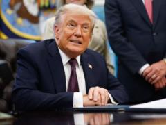Рейтинг Трампа упал до нового минимума