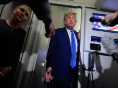 Самолет Трампа чуть не столкнулся с пассажирским Airbus - СМИ