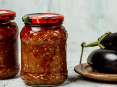 Лечо из баклажанов, помидоров и перца  Эсмеральда  на зиму: рецепт пикантной закуски