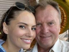 Звезда «Поймать Кайдаша» Антонина Хижняк снялась с отцом-именинником на даче