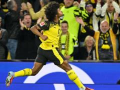 Borussia Dortmund Minimally crossed Wolfsburg