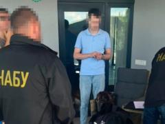 Вымогают взятку – сообщений: украинцам объяснили, куда заявить о коррупции