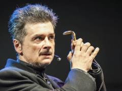  Состояние такое себе : друзья Дмитрия Завадского, который оказался в больнице, поделились неутешительными новостями и передали 