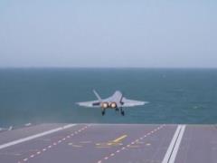 Китай впервые показал взлет истребителя J-15T с авианосца Фуцзянь
