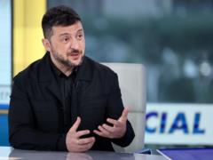 Зеленский назвал страны, которые предлагали Путину для встречи