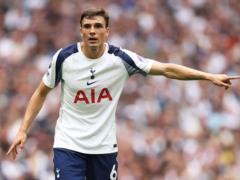 Tottengem Gotuku Contract of JoAu Palini