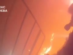  Дышите?  Спасатели показали первые минуты после ракетных ударов по Киеву