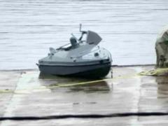 В Турции на побережье рыбаки обнаружили морской дрон: говорят, что может принадлежать Украине. Фото и видео