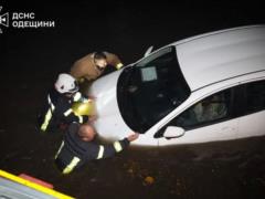 In Odessa, because of a strong flood, an employee of Ukrzaliznitsi died due to a strong flood