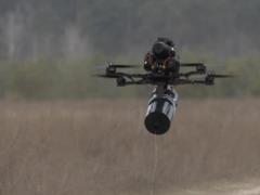 Россияне ударили дроном на оптоволокне по автомобилю в Краматорске