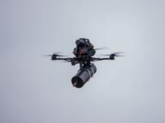 В Харьковской области россияне FPV-дрон попали в автомобиль чиновников Боровской общины