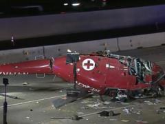 В США на автомагистраль упал вертолет: трое пострадавших