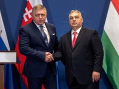 Венгрия и Словакия тормозят 19-й пакет санкций ЕС против России