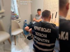 Скандал у Першій лізі: гендиректор ФК Чернігів отримав підозру за схему з ухиленням від мобілізації