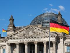 Бундестаг снял неприкосновенность с двух депутатов AfD