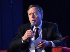 Экс-директор ЦРУ рассказал, может ли Россия позволить себе второй фронт