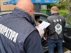 Инспектора Львовской таможни поймали на  откатах  за ввоз ювелирки