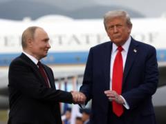 Как  историческая лекция  Путина разозлила Трампа: FT рассказывает подробности саммита на Аляске