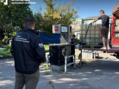 В Киеве закрыли две АЗС из-за продажи нелегального топлива