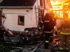 Дом мгновенно охватило пламя: появились фото женщины и двух детей, которых Россия убила ударом по Киевщине