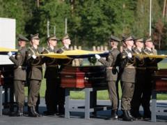 В Украине приняли закон о перезахоронении погибших военнослужащих