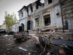 Харьков под обстрелом: два КАБа попали в гражданское предприятие и автобазу