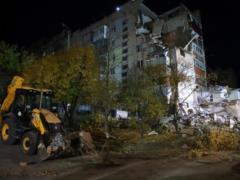 Взрыв в Хмельницком: под завалами ищут женщину