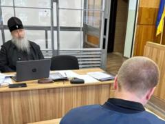 Подозрение в оправдании агрессии: вышедшего из СИЗО митрополита Арсения снова задержали