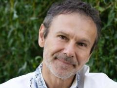 Вакарчук впервые назвал имя своей жены и показал детей, которых ранее прятал от публики