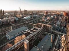 Дроны ГУР атаковали нефтехимический завод в России