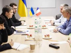 Франция готова производить оружие в Украине