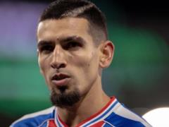 It would be a shame: Zirka Krystal Pelas openly declared his desire to move to Manchester United