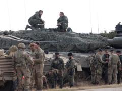 НАТО ускорит сроки переброски войск к границам с РФ